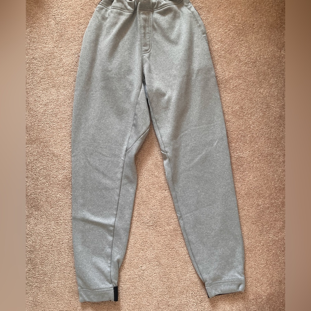 Tackma/Abercrombie Athletic Joggers (small), grey, super comfy, great condition